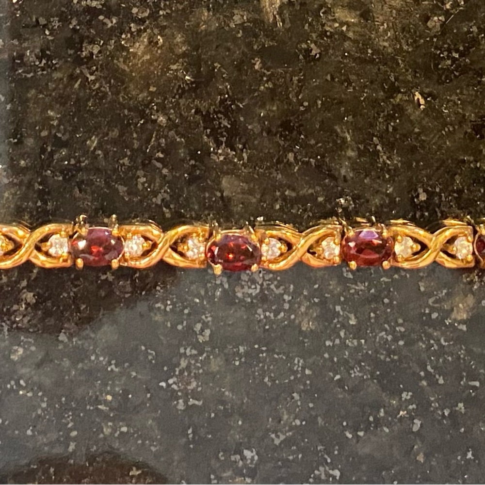 Elegant Gold Plated Dark Red Oval Stones & Rhinestone Bracelet 7.5”